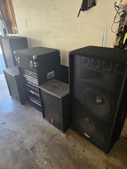 DJ  , para empezar su propio negocio