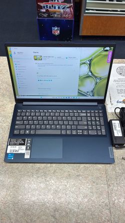 Lenovo Ideapad 1i Windows 11 Home - 4 GB RAM - 128 GB SSD - Intel Pentium Silver N6000 @ 1.1 GHz (70505993)