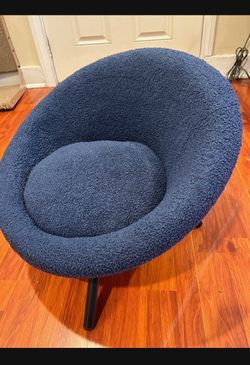 Blue Boucle Round Accent Chair