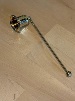 Candle snuffer.
