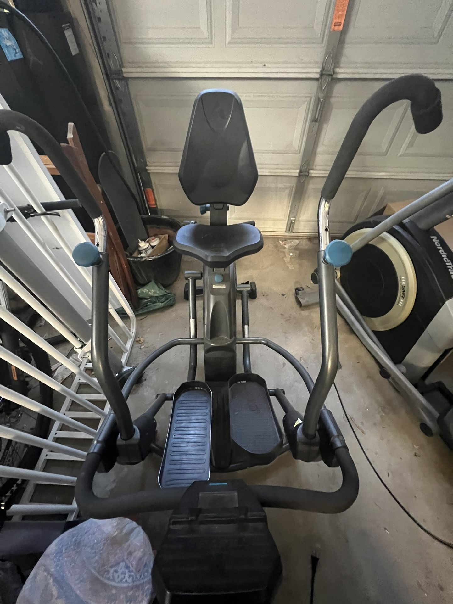 Power Elliptical (Seated) by Teeter