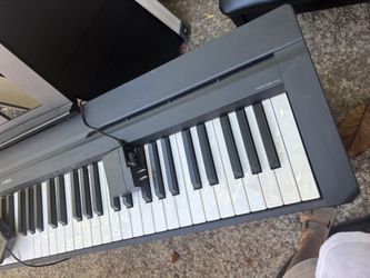Yamaha Piano P45