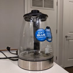 Hamilton Beach Blue Illumination Kettle