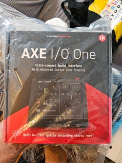 IK Multimedia AXE I/O One -advanced guitar tone shaping and  high-resolution recording studio equipment