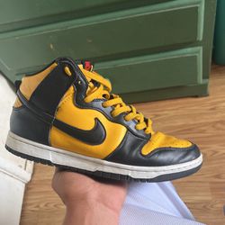 Nike Bruce Lee, Black And Yellow