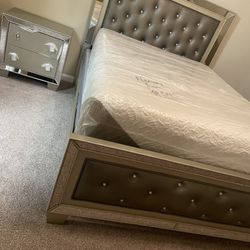 Fairly New Grey Queen Bed Set