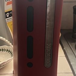 Resident evil 5 XBOX 360 Edition (unsure If Works) 
