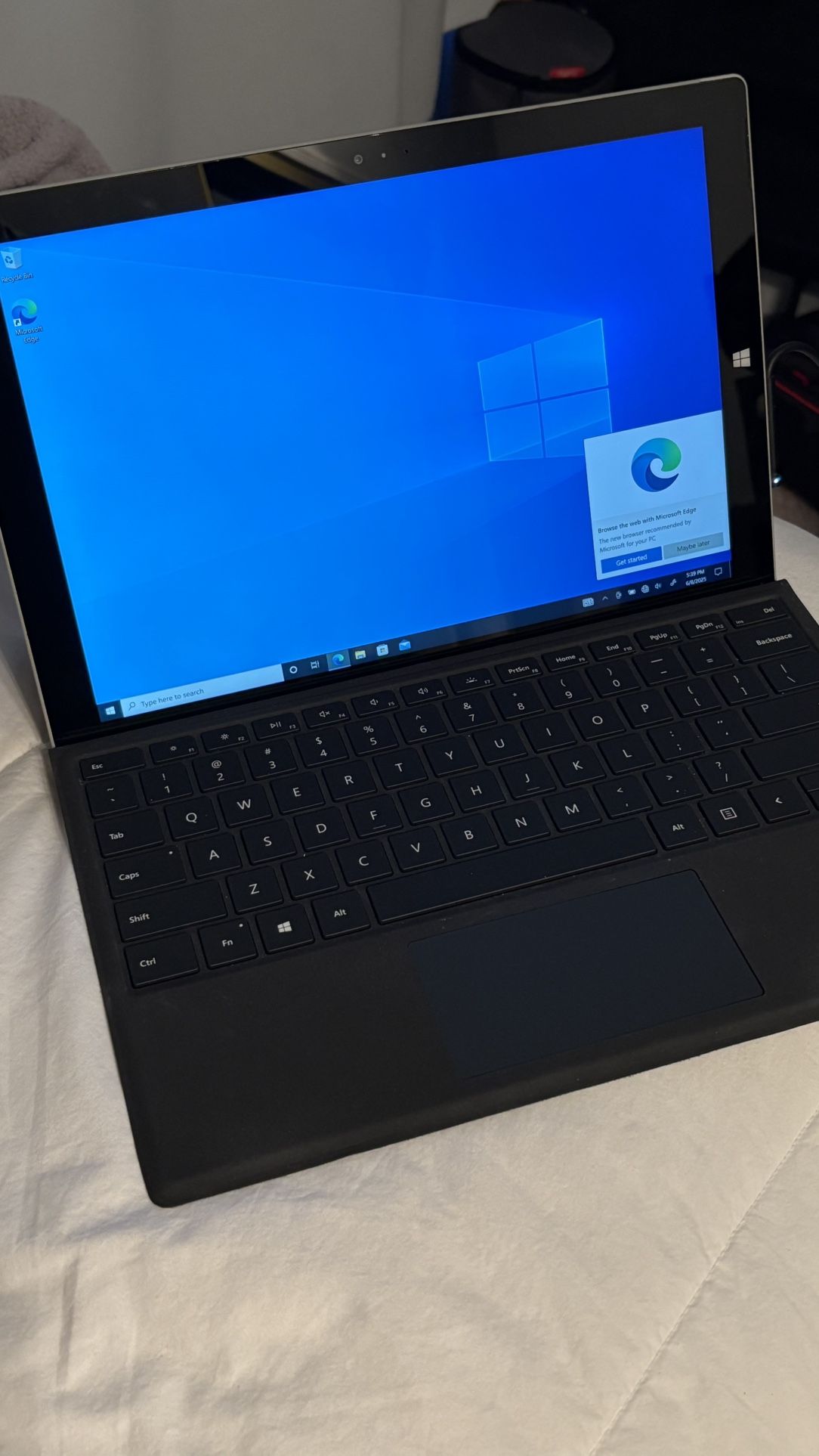64gb Microsoft Surface Pro 3 With Detachable Keyboard