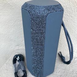 Sony SRS-XE200 Portable Bluetooth Speaker (Black) New-In-Box
