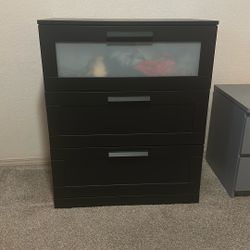 Free IKEA dresser