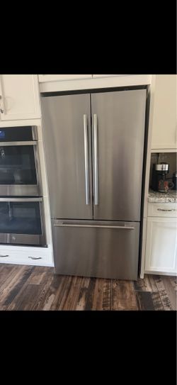 Thermador 36” Counter-Depth French Door Refrigerator – $5,299 Retail