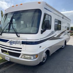 2003 Fleetwood Terra 26 Foot Rv  low miles