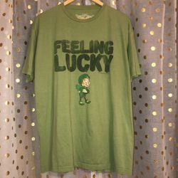 Men’s Savvy size XXL green FEELING LUCKY leprechaun St Patrick’s Day shirt