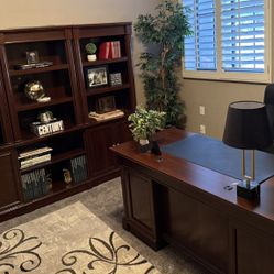 Desk and Matching Bookcases