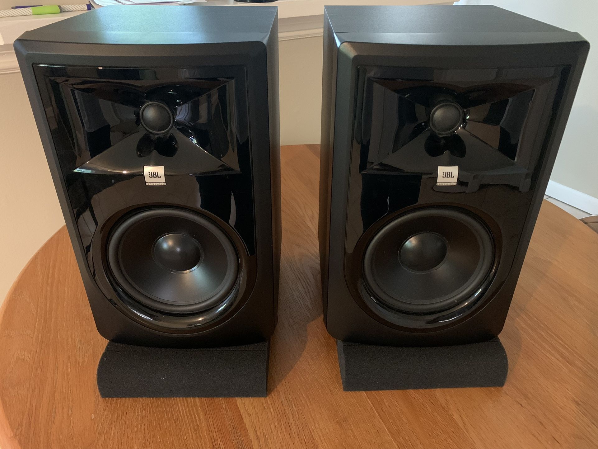 Pair Of JBL 306p MkII Monitor Speakers 