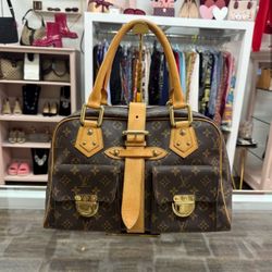 Louis Vuitton Manhattan Monogram Handbag
