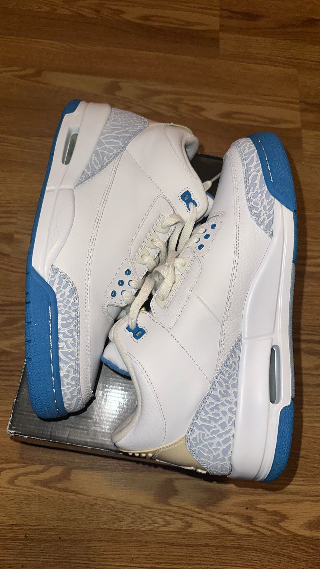 WNNS Air Jordan Retro Size 13 New