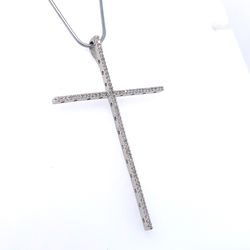 New 14 karat white gold and quarter carat diamonds cross pendant