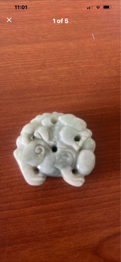 Chinese Jade Lion of Fo Pendant.