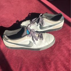 Nike Shoes 