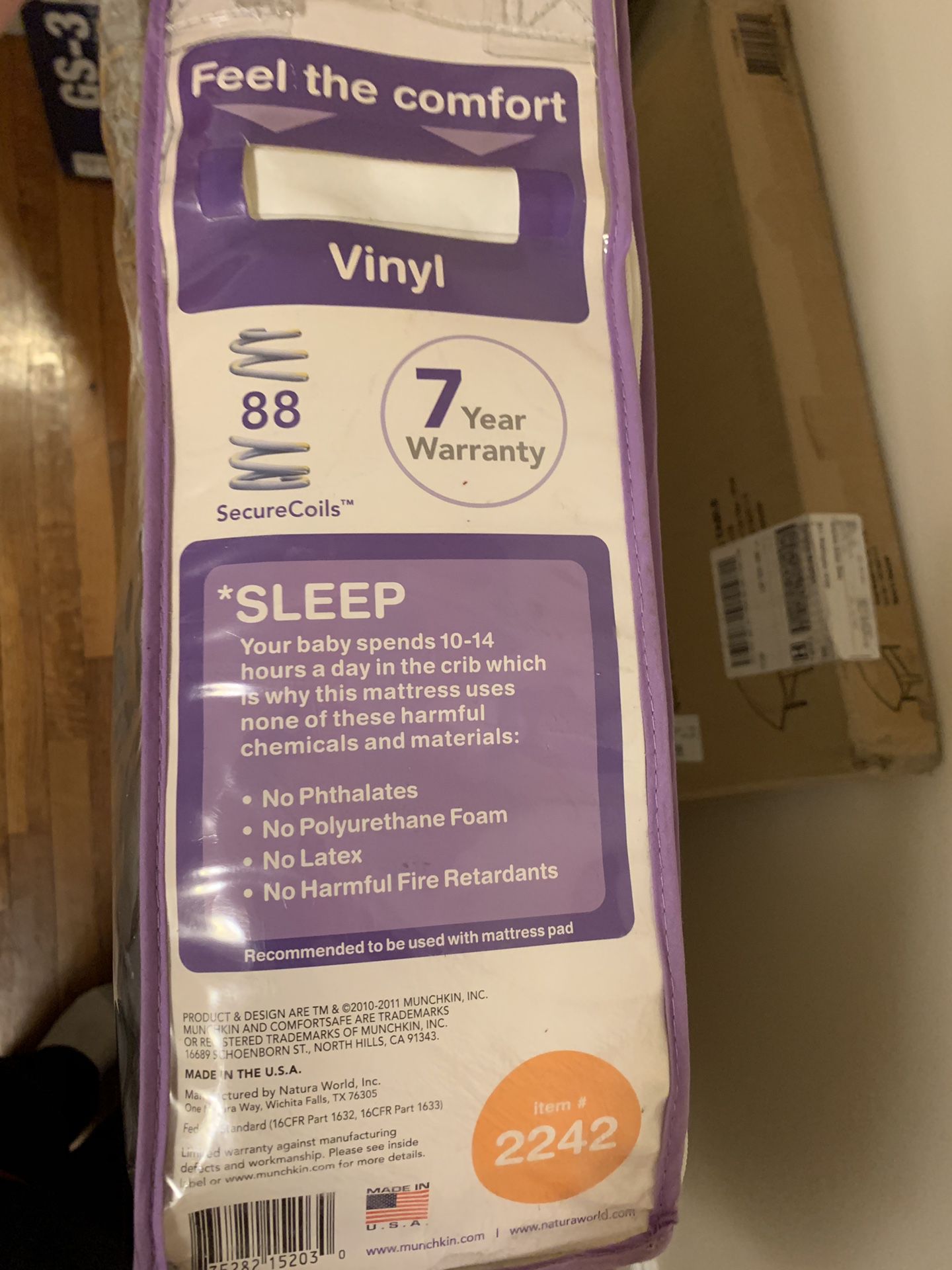 Baby crib mattress in really good condition still on his original package bag