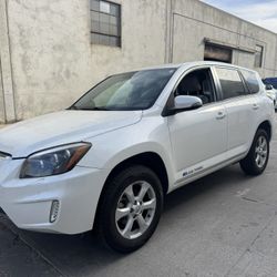 2014 Toyota Rav4 Ev Electric Read Read Read 