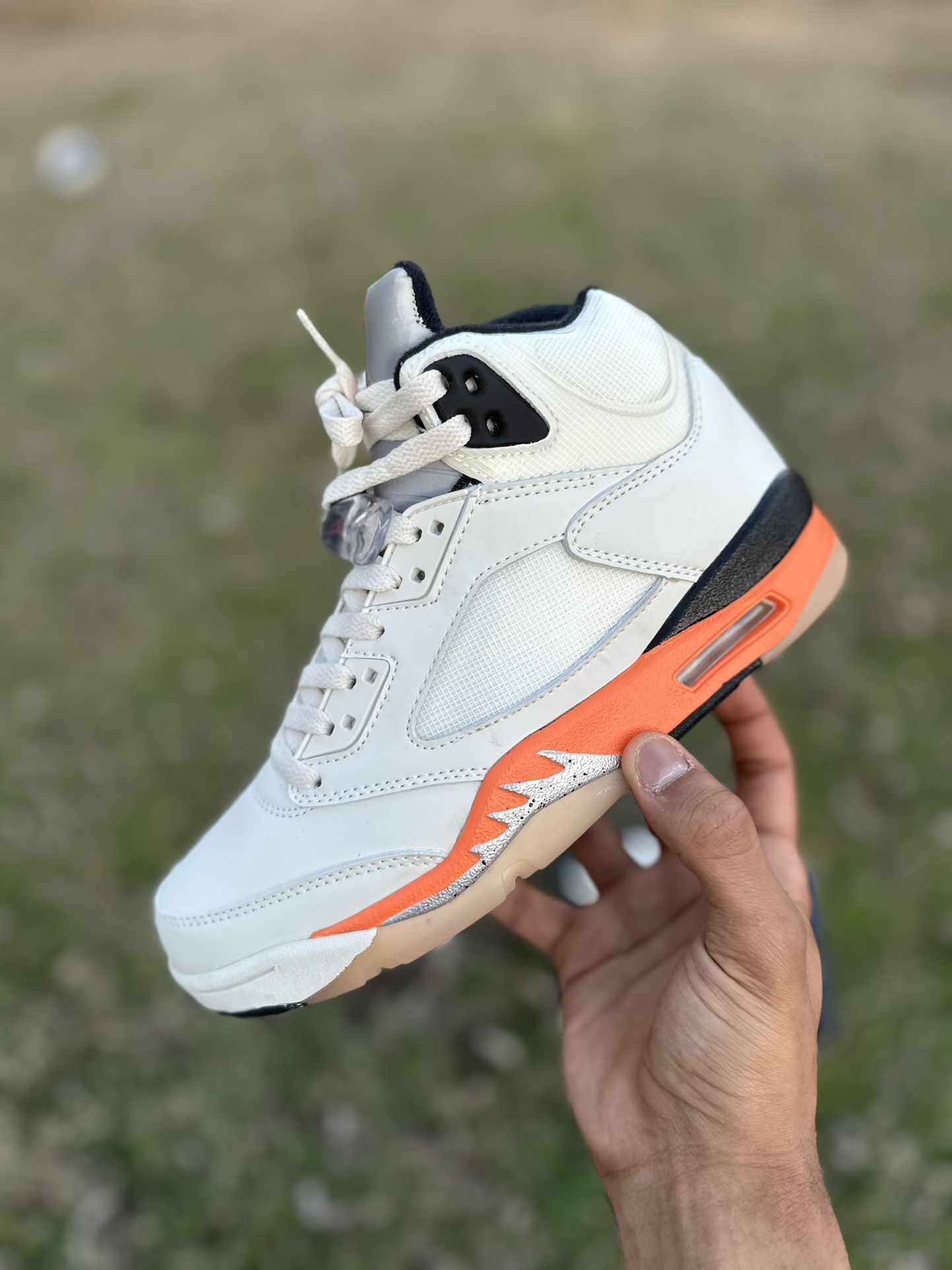 “Shadow Backboard” Jordan 5s 10/M, 11.5/W 🏀