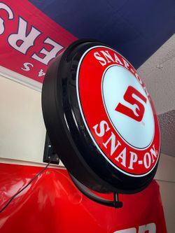 SNAP ON TOOLS Rotating LED Wall Sign
