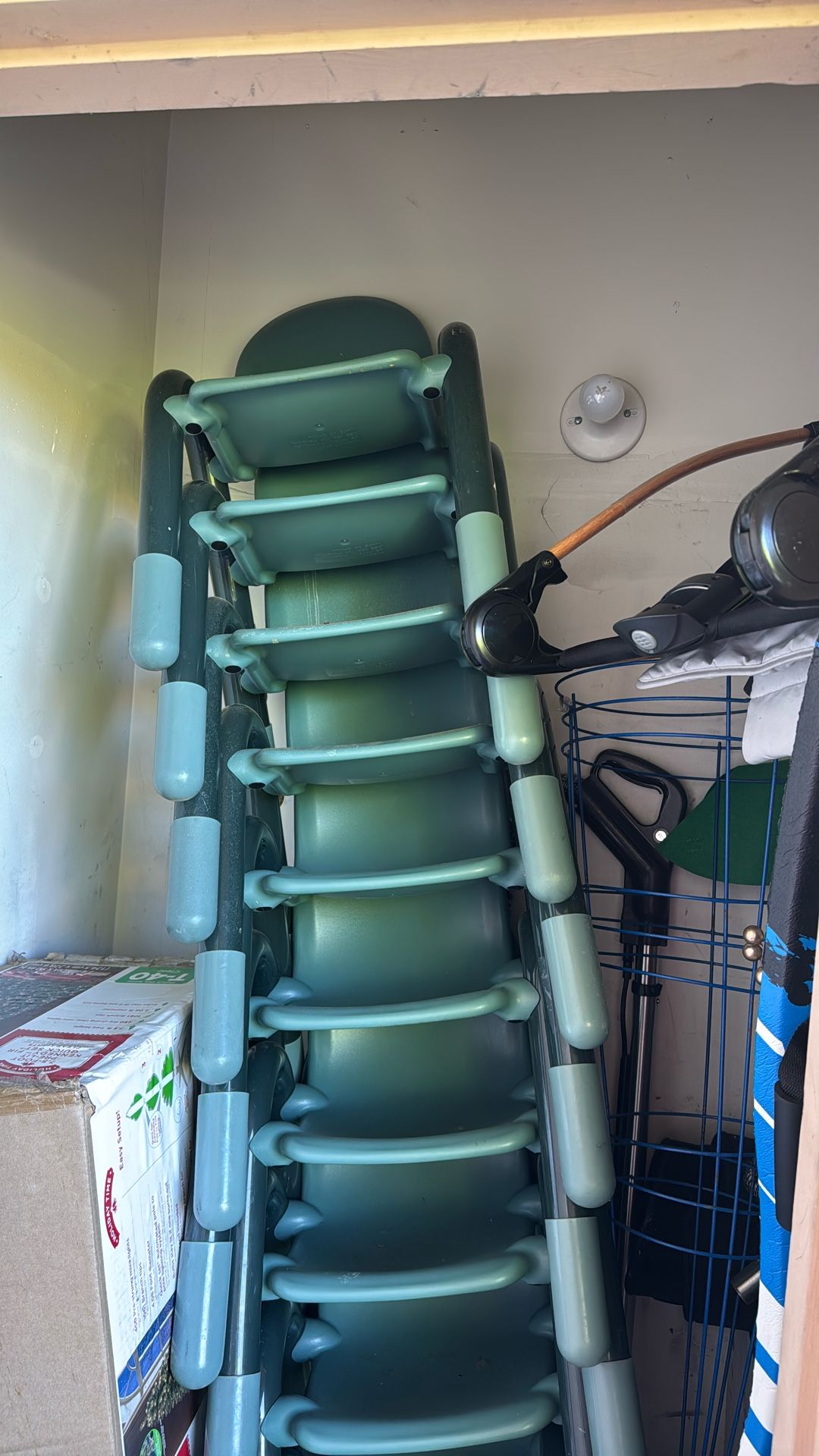 8 Kids Chair For Day Care