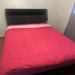 LED BED AND DRESSER. 