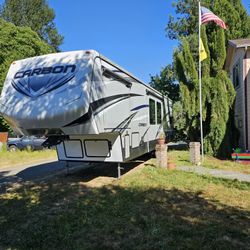 2015 Keystone Carbon toy hauler