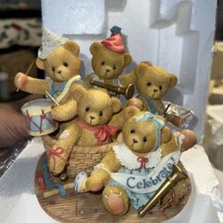 Never Displayed. Artist Signed Cherished Teddies