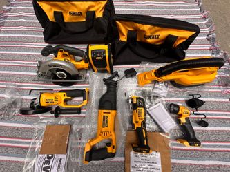 DeWalt 20V MAX CORDLESS TOOL SET (TOOLS ONLY)