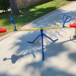 Kids See Saw