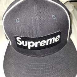 Supreme Hat 