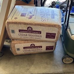 Pet Cedar Bedding 
