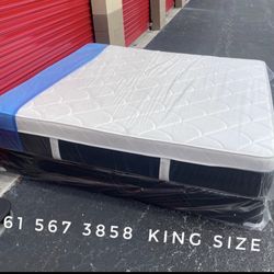 NEW Mattress King Size Plush Pillowtop With Box Spring // Offer  🚚