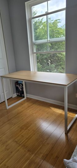 Office table