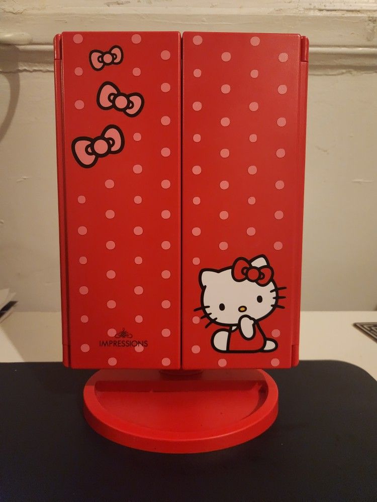 Hello Kitty Impressions Vanity Mirror