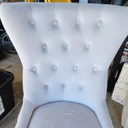 Grey Cushion Chair 