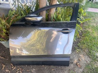 2020-2026 MAZDA CX30 FRONT DOOR