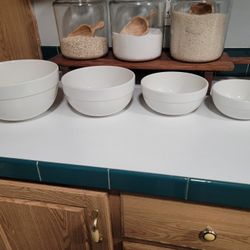 Nesting Bowls