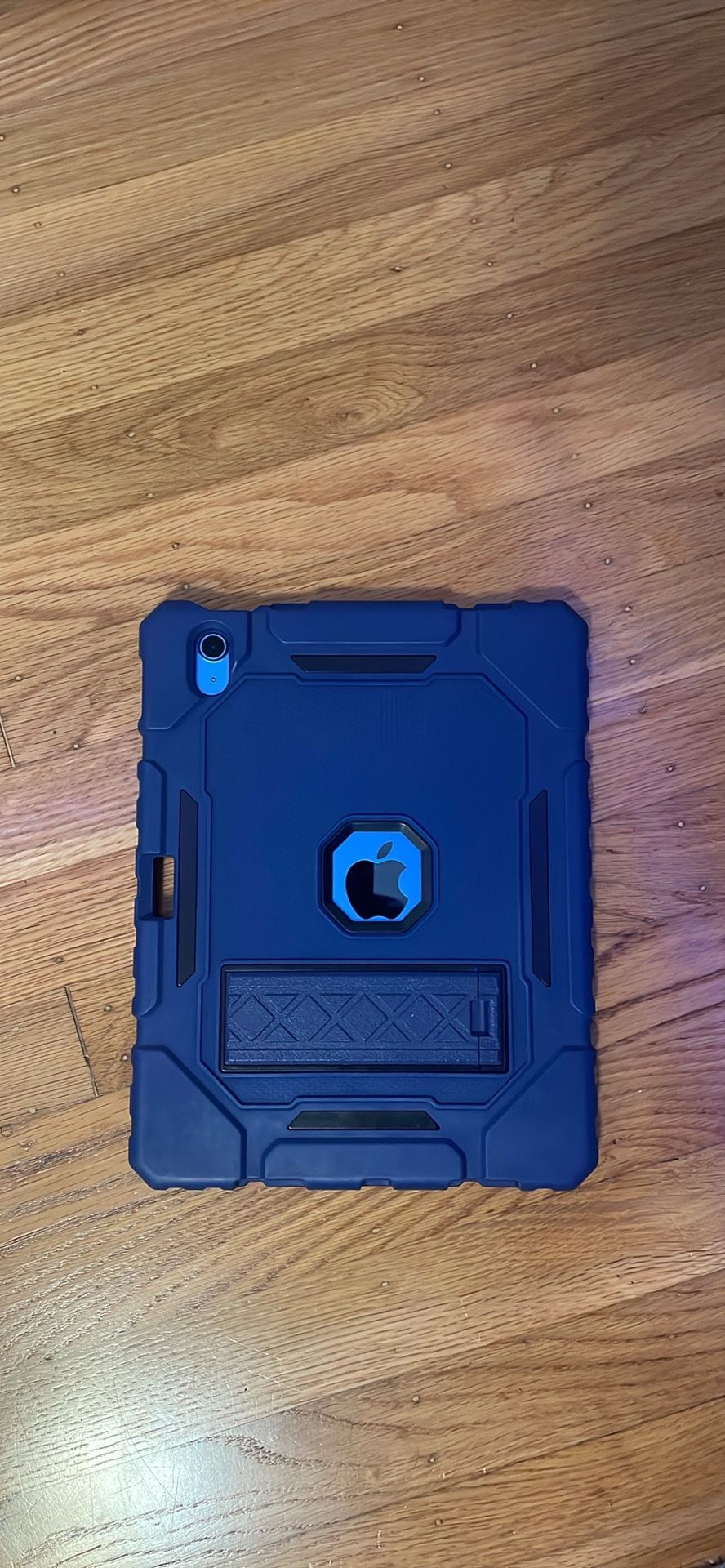 !brand New! iPad (generation 10) Perfect Condition. 300$ Obo