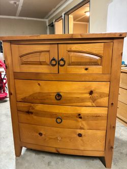 Solid Pine Wood Dresser with Drawers