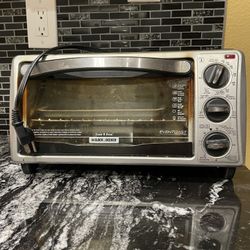 Toaster/Oven Black & decker
