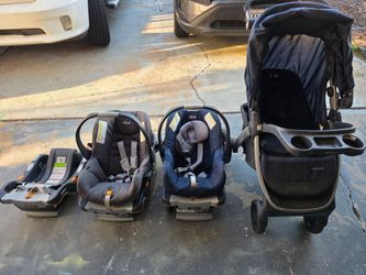 Chicco Bravo Stroller and KeyFit Infant Car Seats Set