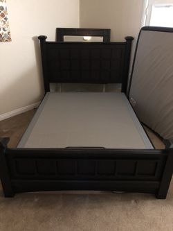 Queen Size Bedroom Set