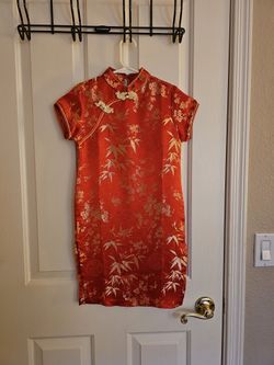 Red and Gold Chinese Traditional Dress