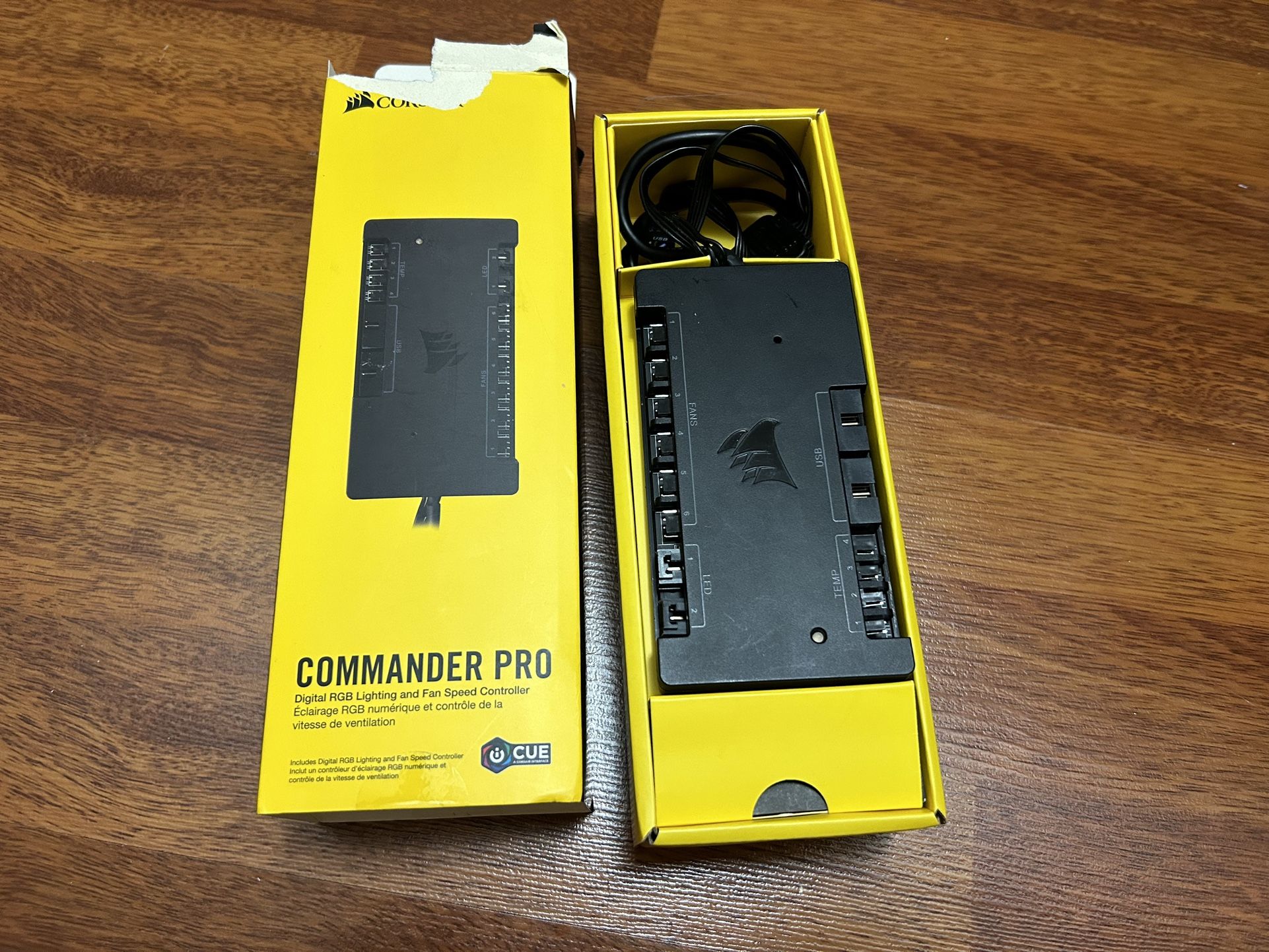 Corsair iCUE Commander PRO Smart RGB Lighting and Fan Speed Controller