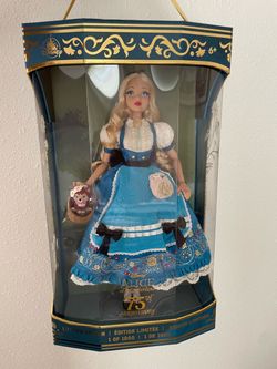 D23 Alice Doll limited to 1000